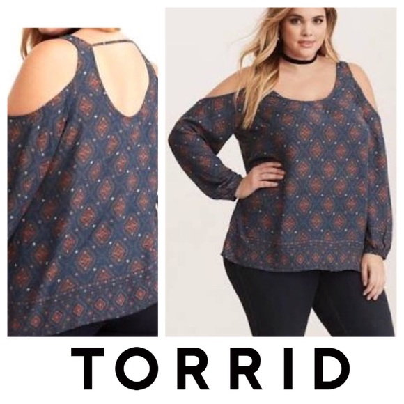 torrid Tops - ➕NWOT Cold Shoulder Geometric Print Top